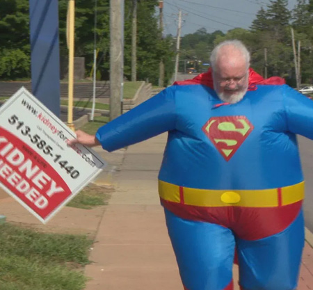 Man dresses as Superman to find kidney donor for nephew