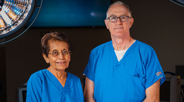 Geetha Bhat, MD, and Rob Dowling, MD, from The Christ Hospital Heart Transplant Program in Cincinnati, Ohio