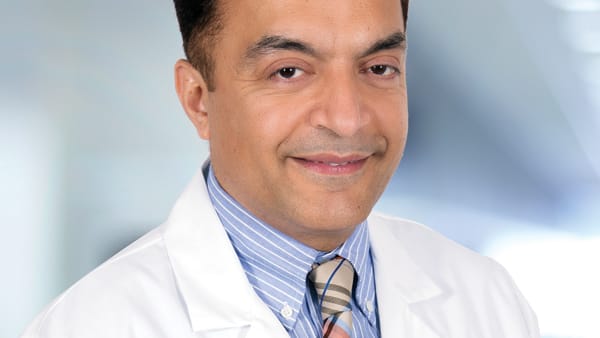 Dr._Dinesh_Thawrani
